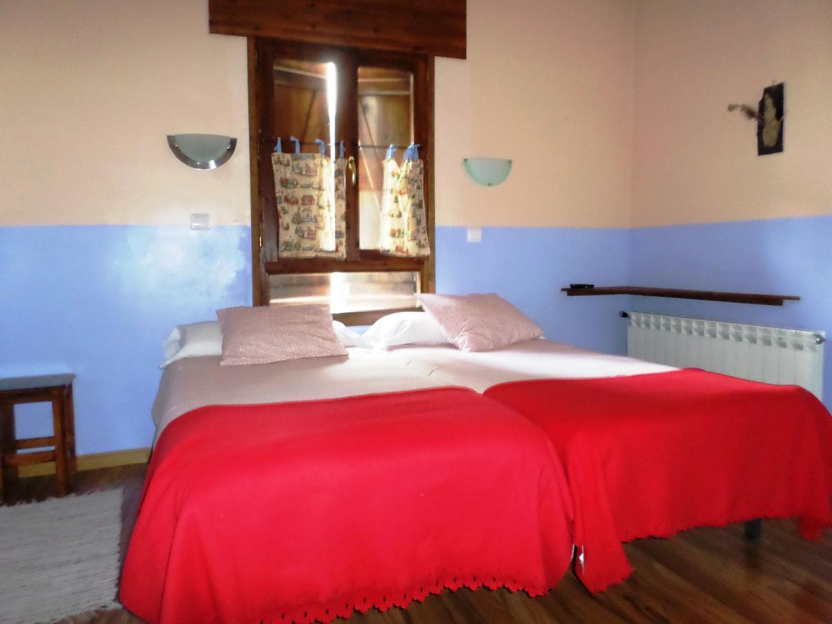 Albergue El Ultimo Bucardo Linás de Broto Dış mekan fotoğraf