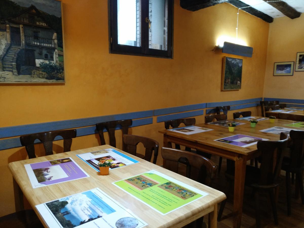 Albergue El Ultimo Bucardo Linás de Broto Dış mekan fotoğraf
