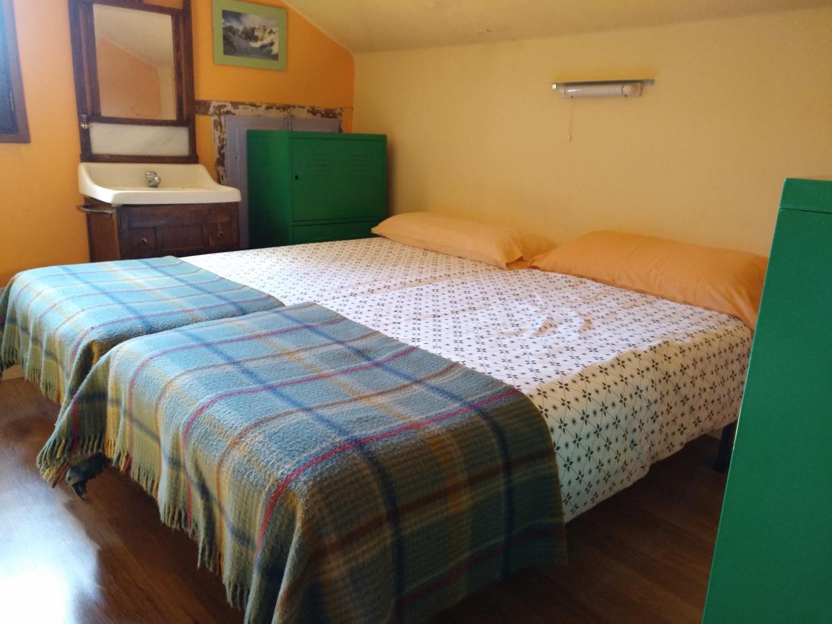 Albergue El Ultimo Bucardo Linás de Broto Dış mekan fotoğraf